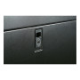 AR3104, Gabinete para servidores NetShelter SX de APC 24 U, 600 mm x 1070 mm, con paneles laterales, negro